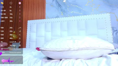 Snapshot of skinnyandcute_ chatting on February 2025 09:11:01 AM Mariah Black online show from February 2025 09:11:01 AM