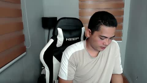 Snapshot of skinnyar chatting on February 2025 10:47:02 AM skinnyar online show from February 2025 10:47:02 AM