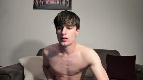 skinnyguywithbigd online show from May 2026 12:29:01 AM