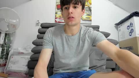 skinnyguywithbigd online show from May 2026 02:57:01 PM