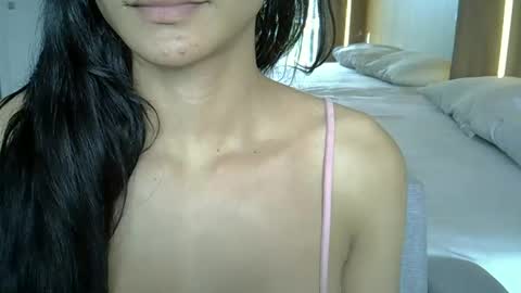 Snapshot of skinnykittencam chatting on October 2025 01:34:01 PM skinnykittencam online show from October 2025 01:34:01 PM