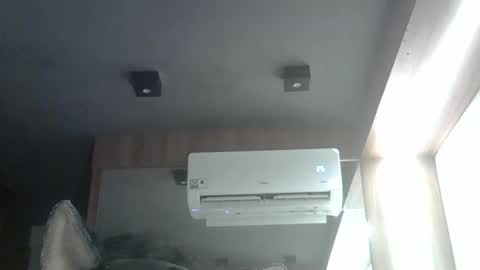 Snapshot of skinnykittencam chatting on February 2026 04:35:02 PM skinnykittencam online show from February 2026 04:35:02 PM