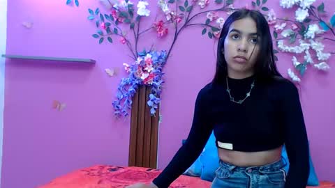 sofia online show from October 2025 01:22:02 PM