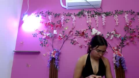 sofia online show from March 2026 01:53:02 AM