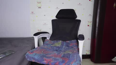 skinnythai4u online show from May 2026 03:28:01 PM