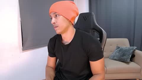 Liam Vokov online show from February 2026 11:34:02 PM