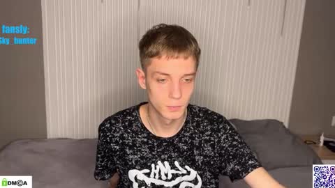 Snapshot of sky_hunter chatting on November 2025 01:22:02 PM sky_hunter online show from November 2025 01:22:02 PM