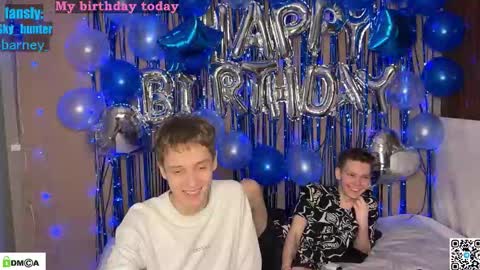 Snapshot of sky_hunter chatting on December 2025 04:46:02 PM sky_hunter online show from December 2025 04:46:02 PM