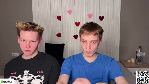 Snapshot of sky_hunter chatting on March 2026 04:44:02 PM sky_hunter online show from March 2026 04:44:02 PM