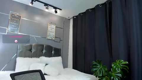 Daniel online show from November 2025 02:55:01 AM