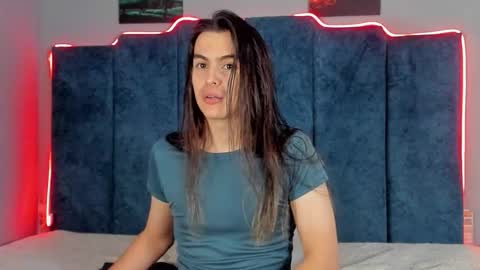 Snapshot of sky_liink chatting on November 2025 06:21:01 PM Santiago online show from November 2025 06:21:01 PM