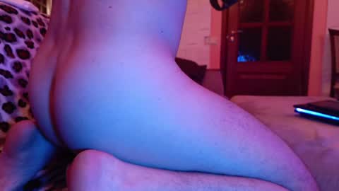 skyburn54 online show from January 2025 01:24:01 AM