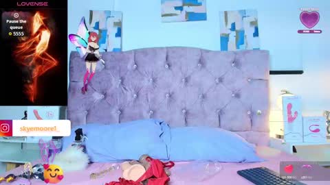 skye moore online show from October 2025 12:02:02 PM