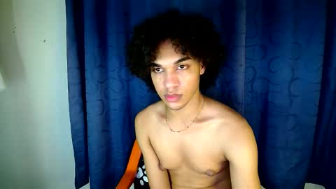 Snapshot of skylarg555 chatting on September 2025 01:40:02 AM skyla online show from September 2025 01:40:02 AM