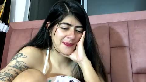 Snapshot of skyler1195 chatting on March 2026 05:02:01 AM Skyler online show from March 2026 05:02:01 AM