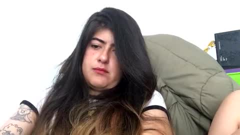 Snapshot of skyler1195 chatting on March 2026 05:29:01 PM Skyler online show from March 2026 05:29:01 PM