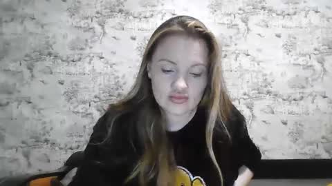 Skyler online show from November 2025 08:52:01 PM