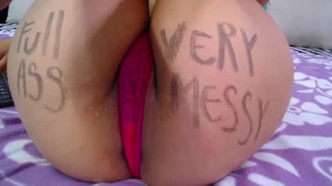 Snapshot of skynny_horney chatting on December 2024 07:51:01 AM Skynny online show from December 2024 07:51:01 AM