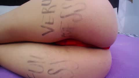 Snapshot of skynny_horney chatting on January 2025 12:59:02 AM Skynny online show from January 2025 12:59:02 AM