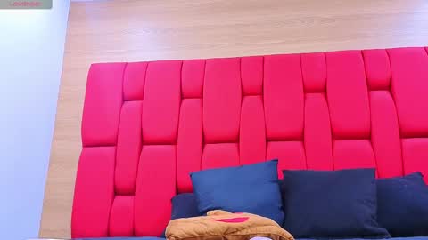 Snapshot of skynny_horney chatting on October 2025 08:51:02 PM Skynny online show from October 2025 08:51:02 PM