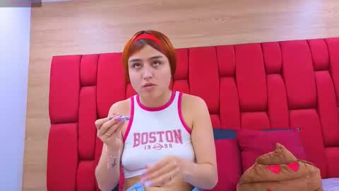 Snapshot of skynny_horney chatting on November 2025 08:52:02 PM Skynny online show from November 2025 08:52:02 PM