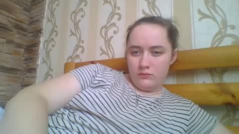 skyressie333 online show from February 2026 12:24:01 PM