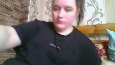 skyressie333 online show from February 2026 09:39:01 AM