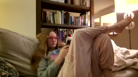 Sky Winters online show from October 2025 12:22:01 AM