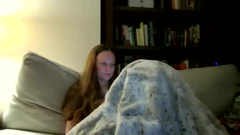 Sky Winters online show from December 2025 12:48:01 AM