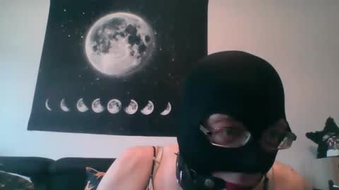 Snapshot of slaveforgodess chatting on December 2024 01:33:01 PM slaveforgodess online show from December 2024 01:33:01 PM