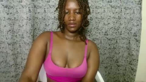 Snapshot of sleekmellanin chatting on September 2025 03:11:01 PM sleekmellanin online show from September 2025 03:11:01 PM