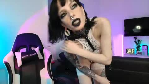 sleeperly online show from June 2026 10:02:01 PM