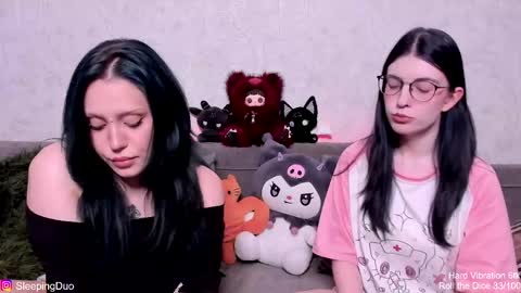 Hi We are Iva and Angela Nice to meet u 3 online show from May 2026 04:04:02 PM
