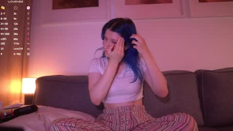 Sonya online show from September 2025 08:25:01 PM