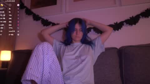 Sonya online show from October 2025 07:56:01 PM