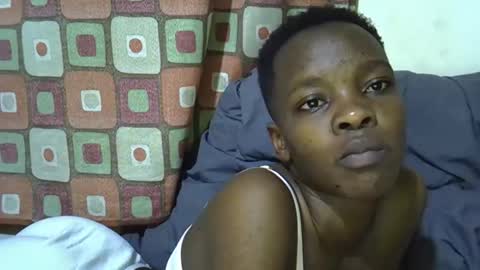 Snapshot of slender_queen chatting on March 2026 06:17:01 AM slender_queen online show from March 2026 06:17:01 AM