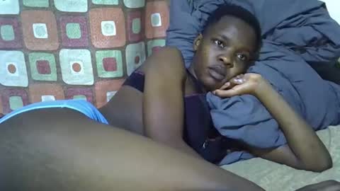 Snapshot of slender_queen chatting on March 2026 11:41:01 PM slender_queen online show from March 2026 11:41:01 PM