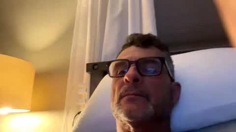 Slickdog online show from November 2025 06:13:01 AM