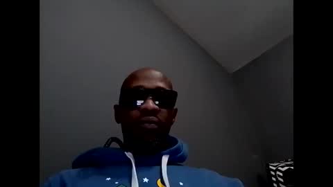 Snapshot of slickerthan12 chatting on December 2024 10:43:01 PM BBC Hanging online show from December 2024 10:43:01 PM