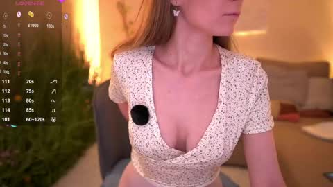 Elise  165cm 50kg online show from May 2026 07:48:02 PM