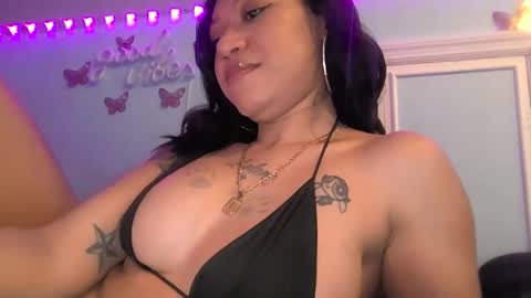Snapshot of slim_citygurl chatting on December 2024 05:55:01 AM Slim citygurl online show from December 2024 05:55:01 AM