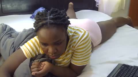 Snapshot of slim_joy chatting on March 2025 12:15:02 PM slim_joy online show from March 2025 12:15:02 PM