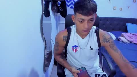 Snapshot of slim_master12 chatting on December 2024 08:59:01 AM slim_master12 online show from December 2024 08:59:01 AM