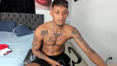 slim_master12 online show from April 2026 10:38:01 PM