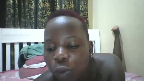 Snapshot of slim_petite_ebony chatting on January 2025 10:55:01 PM slim_petite_ebony online show from January 2025 10:55:01 PM