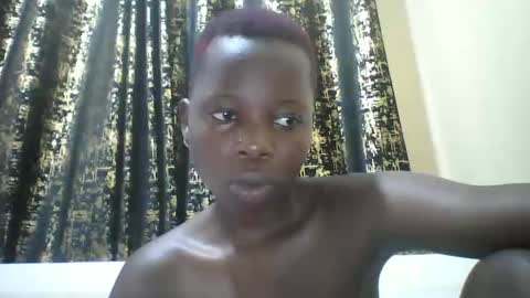 Snapshot of slim_petite_ebony chatting on January 2025 10:19:01 PM slim_petite_ebony online show from January 2025 10:19:01 PM