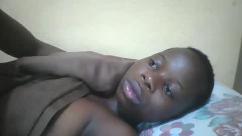 Snapshot of slim_petite_ebony chatting on January 2025 01:18:01 AM slim_petite_ebony online show from January 2025 01:18:01 AM