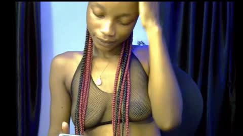 Snapshot of slim_petitqueen chatting on November 2025 06:46:02 PM Alice online show from November 2025 06:46:02 PM