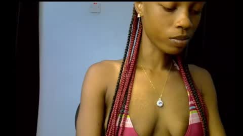 Snapshot of slim_petitqueen chatting on November 2025 11:25:02 AM Alice online show from November 2025 11:25:02 AM