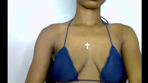 Snapshot of slim_petitqueen chatting on December 2025 05:42:02 PM Alice online show from December 2025 05:42:02 PM